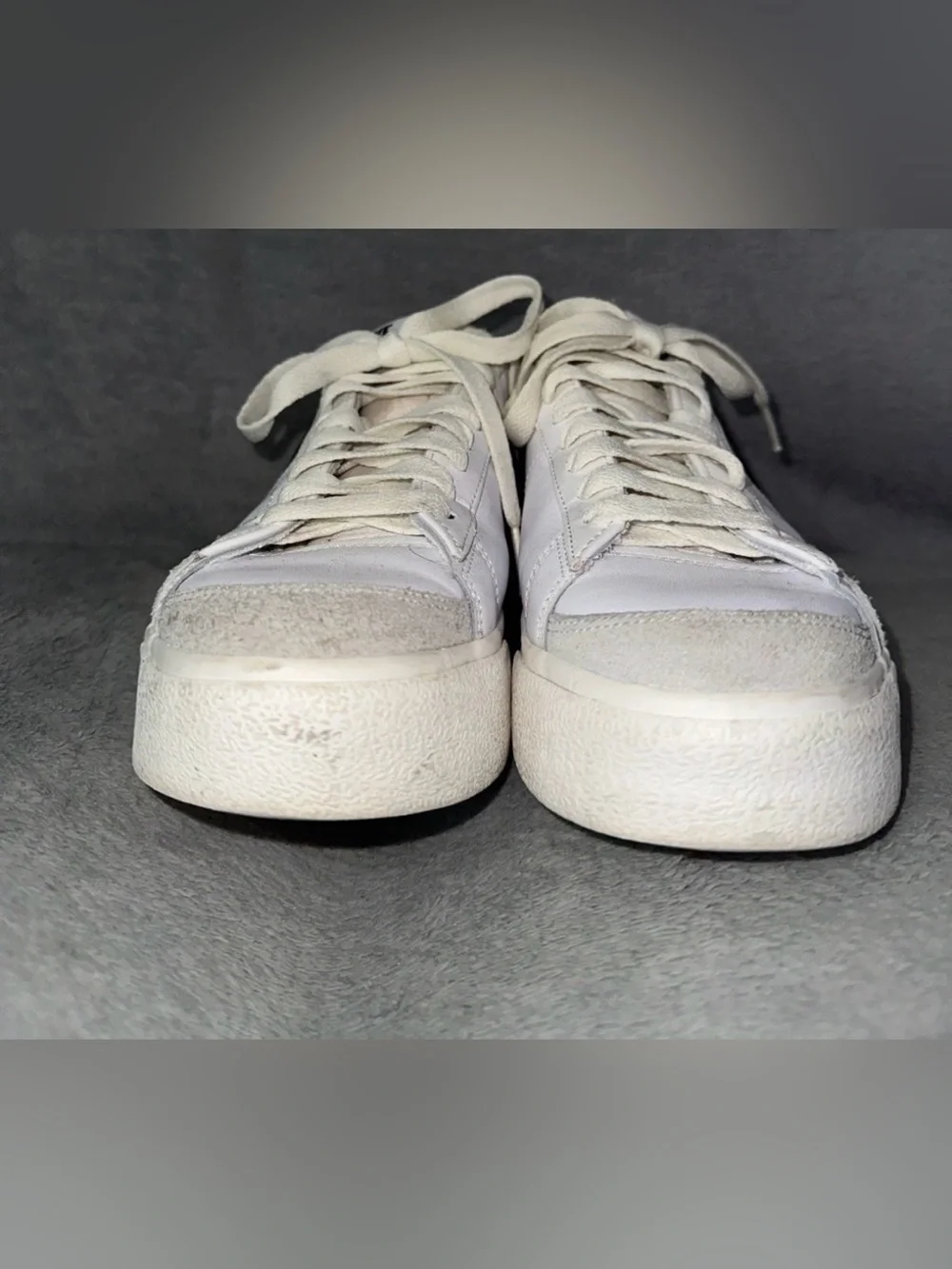 Women’s Nike Blazer Low Platform Athletic Shoes DJ0292 101 - Size 7.5